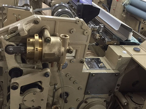 ZH851系列电子储纬双喷重磅喷水织机